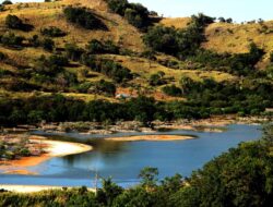 JEJAK PENINGGALAN KERAJAN ADONARA DAN DANAU KOTA KAYA