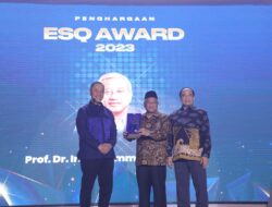 M Nuh Raih Penghargaan ESQ Award 2023