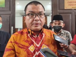 Rumor MK Izinkan Pemilu Hanya Coblos Partai hingga Daruat Polusi di DKI