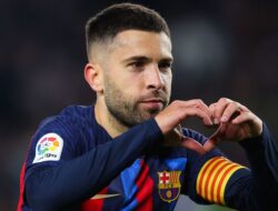 Jordi Alba Ogah Ketemu Barcelona, tapi…