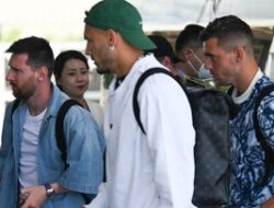 Mengapa Lionel Messi Sempat Tertahan di Imigrasi Bandara China?