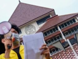 Kritikan BEM UI Dijawab Kampus Masa Punya Pajero tapi UKT Rp 500 Ribu