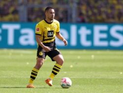 Resmi! Bayern Munich Tampung Raphael Guerreiro dari Dortmund