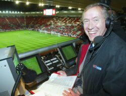 Akhir ‘Suara Emas’ Martin Tyler