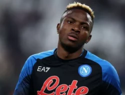 Maaf MU, Victor Osimhen Mau Teken Kontrak Baru di Napoli