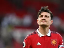 Rooney Sarankan Maguire Cabut dari MU Saja