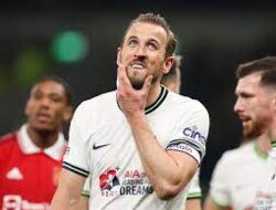 Pura-pura Bokek, Taktik MU Dekati Harry Kane?