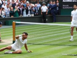 Djokovic Banting Raket di Final Wimbledon, Didenda Rp 119 Juta