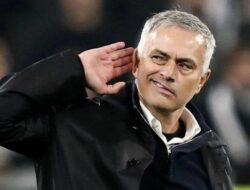 Jose Mourinho Tanggapi Santai Skorsing Serie A