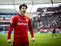 Striker Iran Sardar Azmoun Merapat ke AS Roma