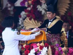 Momen Jokowi Pimpin Upacara Detik-detik Proklamasi Kemerdekaan