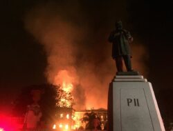 Atap Bagian Belakang Museum Nasional Ambruk Imbas Kebakaran