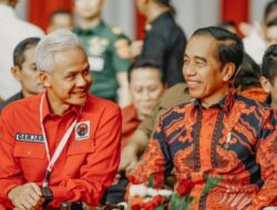 Bisik-bisik Jokowi ke Ganjar soal Kerja Sehabis Dilantik