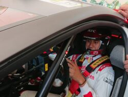 Sean Gelael Geber Mobil Baru di Putaran Ketiga Danau Toba Rally 2023