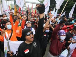 Lagi, Buruh Kembali Demo di Kemnaker