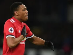 Legenda MU Ramai-ramai Semprot Anthony Martial