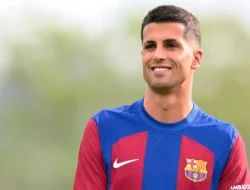 Joao Cancelo Sebut Kepindahannya ke Barcelona Berisiko