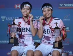 Potret Apriyani/Fadia di Podium Juara Hong Kong Open 2023