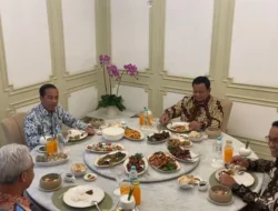 Momen Jokowi Makan Siang Bareng Anies-Ganjar-Prabowo di Istana