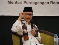 Zulhas Harap Muhammadiyah Jadi Pelopor untuk Kemajuan Bangsa