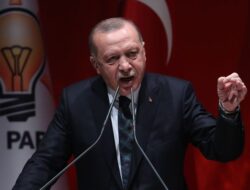 Erdogan Kecam Pengerahan Kapal Induk AS dan Blokade Israel di Gaza