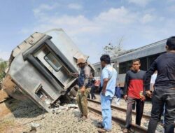 Kereta yang kecelakaan di Kulon Progo KA Argo Semeru Vs Argo Wilis