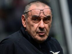 Lazio Terpuruk, Sarri Salahkan UEFA, FIFA, dan Serie A