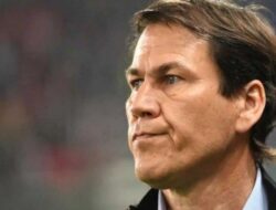 Bos Napoli Tak Senang Lihat Kinerja Rudi Garcia, Bakal Dipecat?