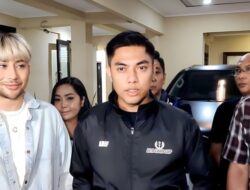 Tampang Sopir Pribadi yang Bawa Kabur Mobil Presenter Caren Delano