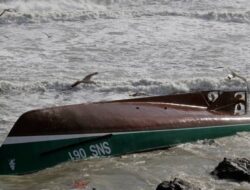 Detik-detik Perahu Ditumpangi Puluhan Pelajar Tenggelam di Mentawai