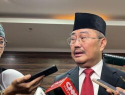 Jimly Puji Mahasiswa Gugat Ulang Batas Usia Capres-Cawapres: Ini Sejarah!