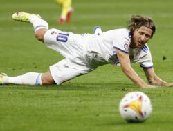 Modric Cedera, Madrid Krisis Gelandang