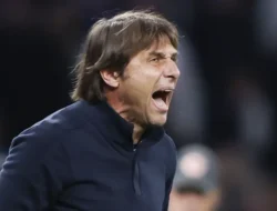 Conte Akan Gantikan Pioli di AC Milan?