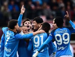 Napoli Mainnya Cantik, Cuma Kurang Gol