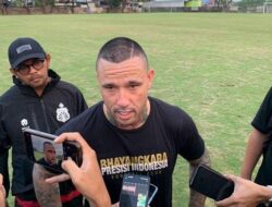 Radja Nainggolan Batal Debut di Bhayangkara, Kenapa?