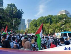 Demo di Kedubes AS Jakarta, Massa Minta Biden Hentikan Perang di Palestina