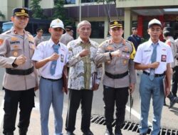 Aksi Heroik 2 Pelajar SMA Tangkap Maling Motor di Jaksel Berbuah Award