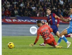 Brace Sergi Roberto Menangkan Los Cules 3-2