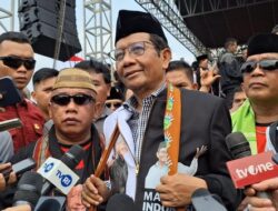 Dulu Amien Rais, Kini Mahfud