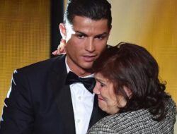 Ibunya Ulang Tahun, Ronaldo Kasih Kado Mobil Mewah Ini