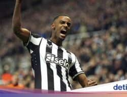 Dimiripkan Thierry Henry, Dikaitkan dengan Arsenal