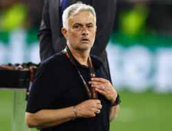 Hasil-hasil Buruk AS Roma Berujung Pemecatan Jose Mourinho