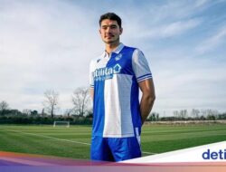 Melihat Momen Elkan Baggott Cetak Gol untuk Bristol