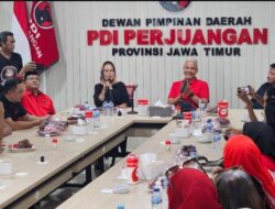 Ganjar Mendadak Gelar Pertemuan di Kantor PDIP Jatim, Bahas Apa?