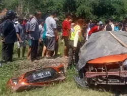 6 Fakta Tabrakan Mobil Vs KRL di Bogor Berujung 2 Orang Tutup Usia