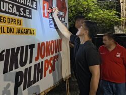 Kaesang dan Jajaran PSI Turunkan APK di Jakarta, Baliho Akan Didaur Ulang