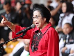 Megawati Diingatkan Prananda dan Puan ‘Mama Sabar, Sabar, Sabar’