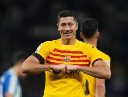 Lewandowski Pengin Main di Camp Nou Baru, Takkan Tinggalkan Barcelona