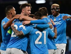 Barcelona Akui Minati Gelandang Napoli Ini