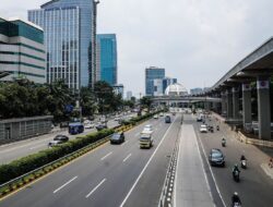 Potret Lengang Jalan di Jakarta Saat Cuti Bersama